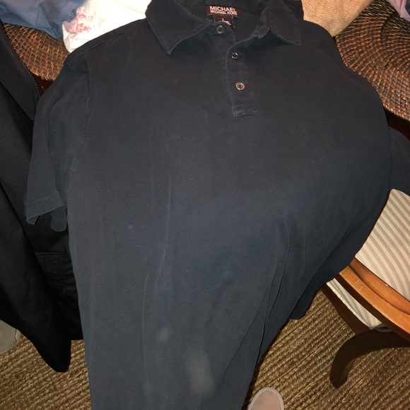 button down - Picture 2 of 2